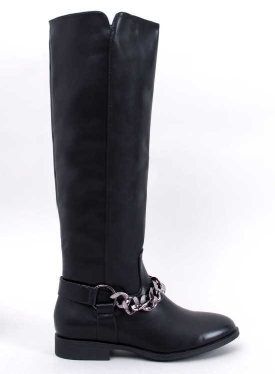 Black high boots for women with a chain in the front