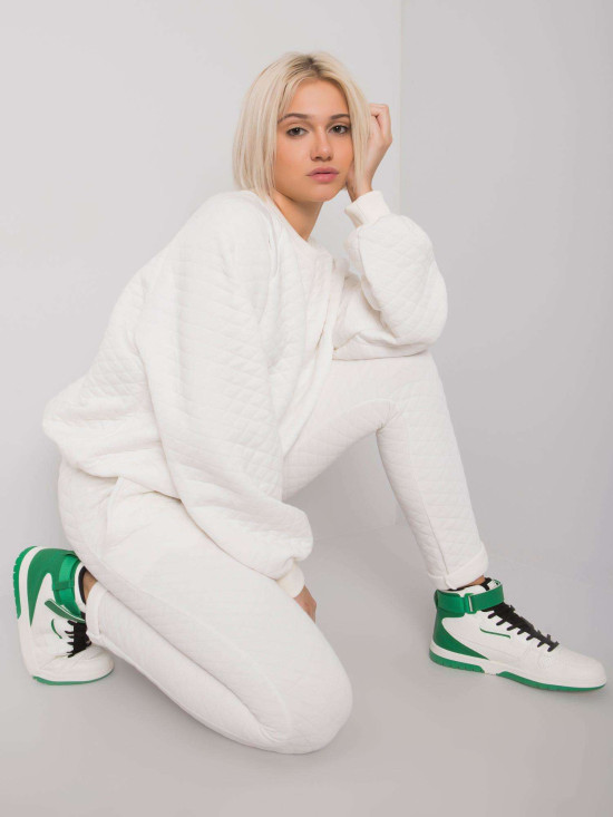 Stylish Ecru Set