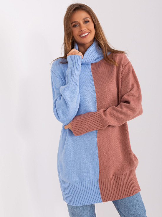 Two-tone Sweater with Turtleneck in Blue-Pink Combination