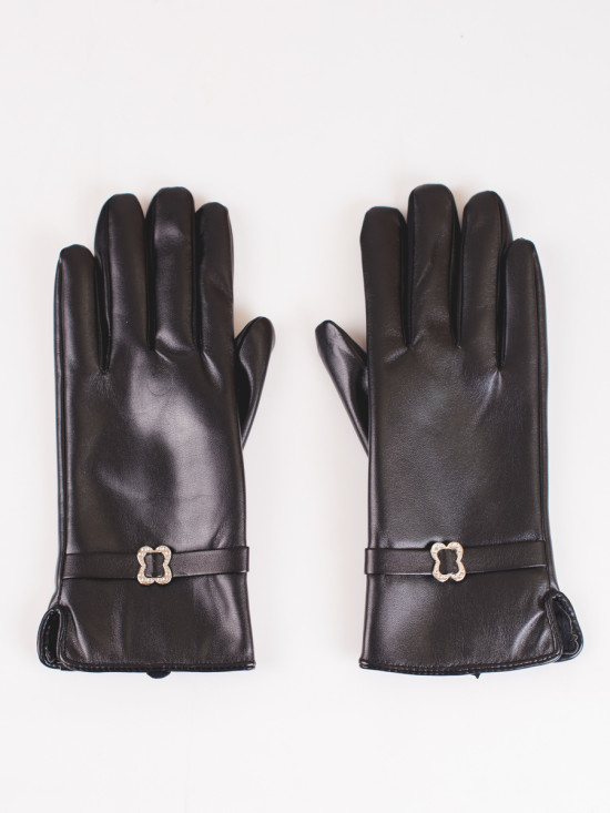 Black leather gloves with buckle