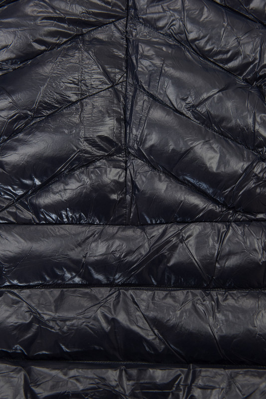 Belted winter jacket in navy/beige