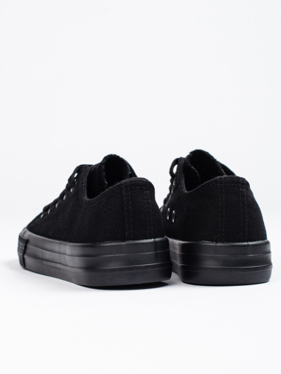 Classic lacing children's sneakers black