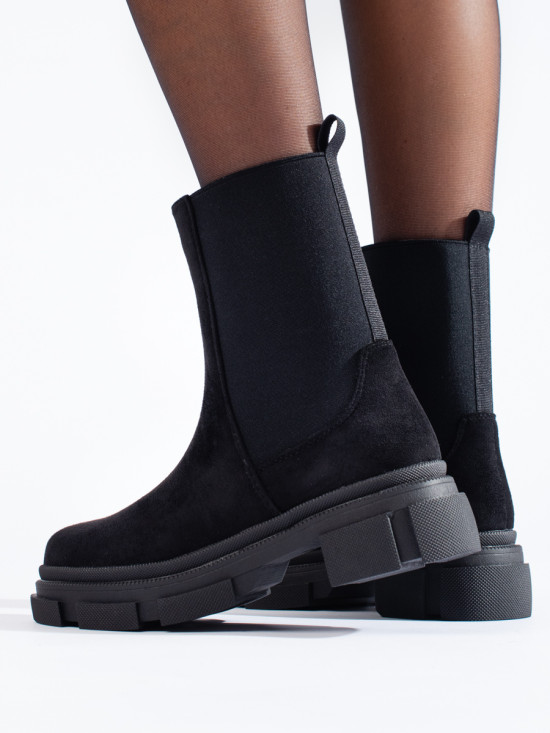 Black women's suede chelsea boots