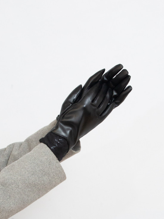 Black leather women's gloves