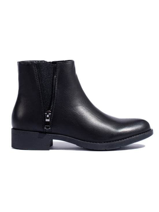 Low ankle boots with a decorative zipper black