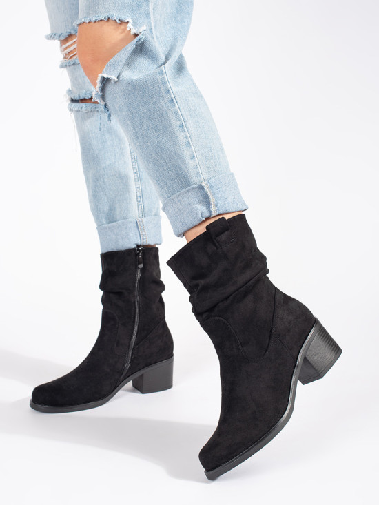Black Women's Ankle Boots in Cowboy Style with Ruffled Shaft
