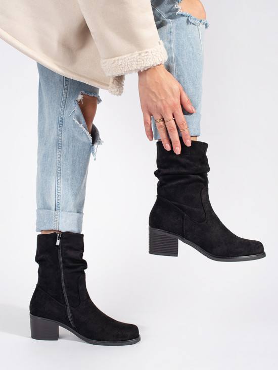 Black Women's Ankle Boots in Cowboy Style with Ruffled Shaft