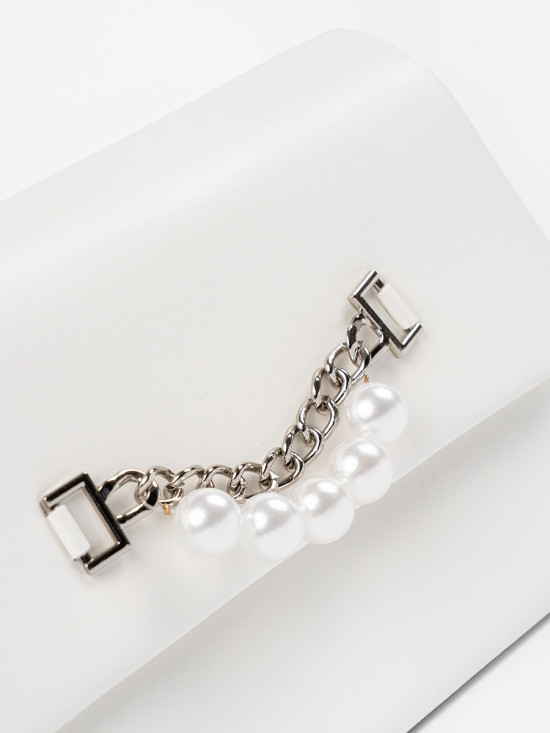 Elegant White Handbag