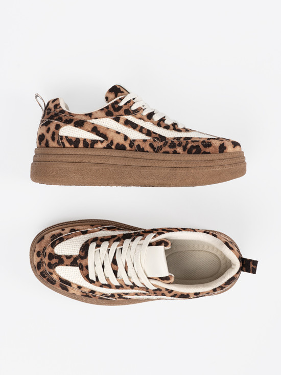 Women's Sneakers in Leopard Print