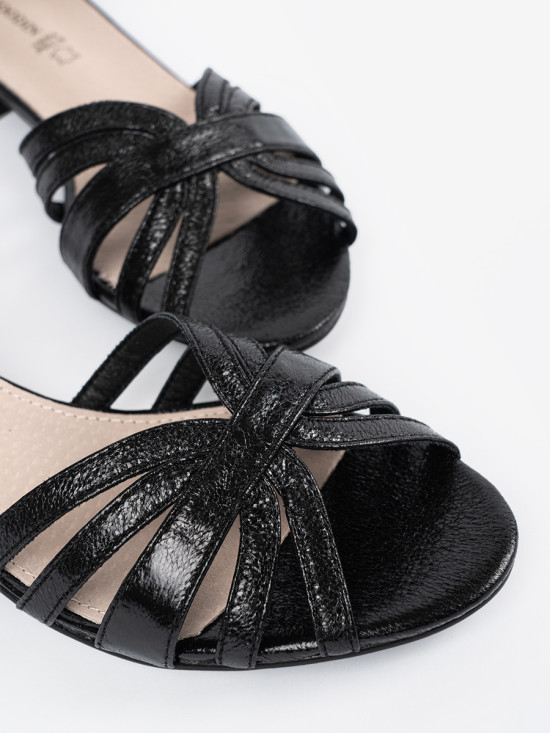 Elegant Black Sandals with Low Heel