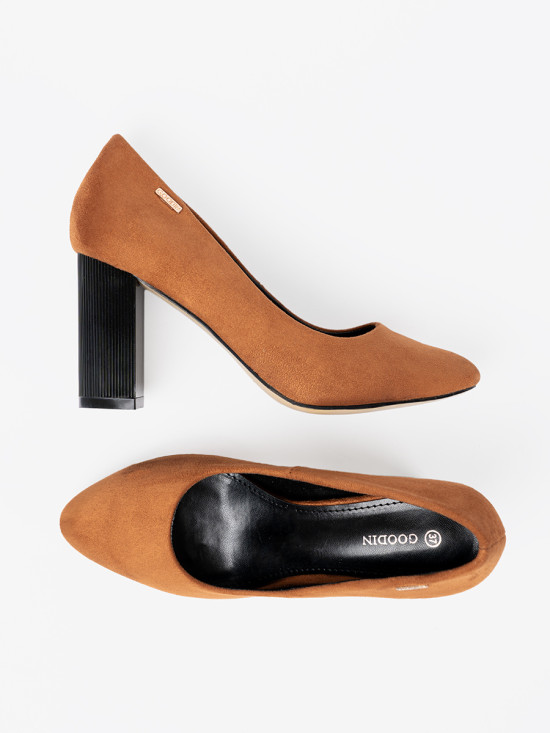 Light Brown Pumps on Black Heel