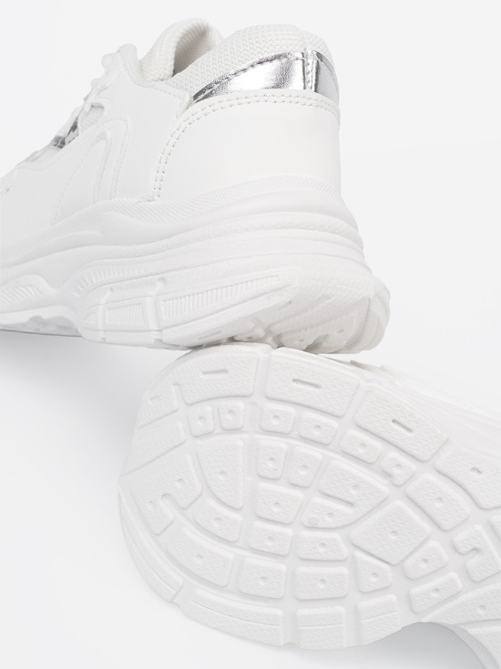 White Sport Shoes with Decorative Accent