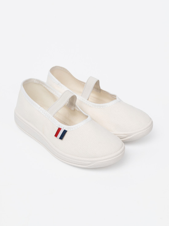 Lightweight White Shoes with Elastic Strap