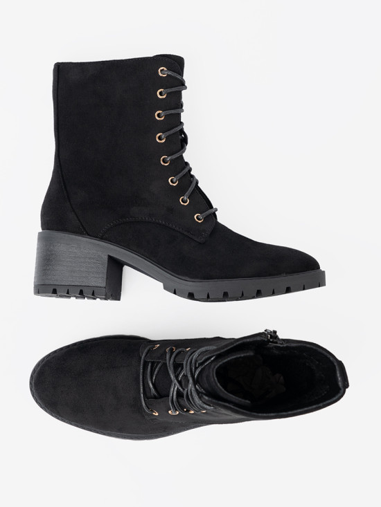 Comfortable Black Ankle Boots with Round Toe