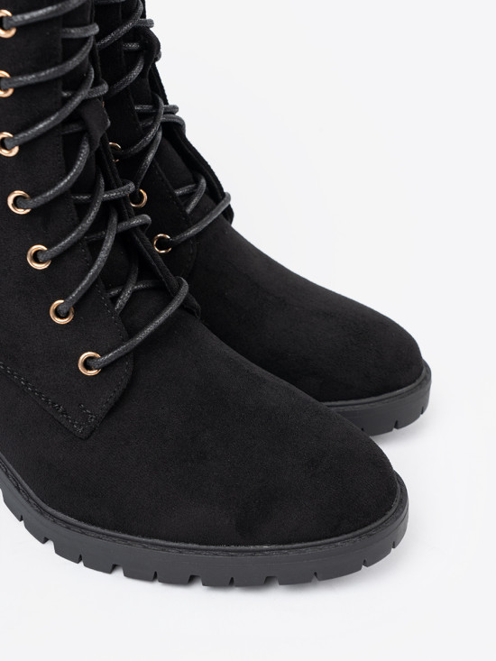 Comfortable Black Ankle Boots with Round Toe