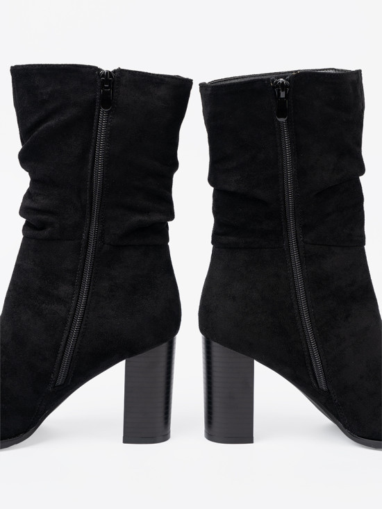 Black Ankle Boots with Block Heel and Gathered Shaft