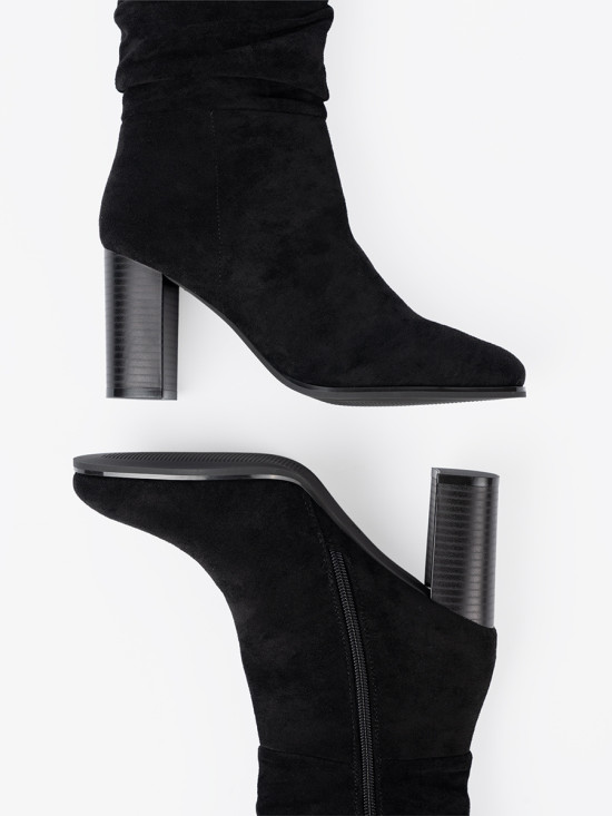 Black Ankle Boots with Block Heel and Gathered Shaft