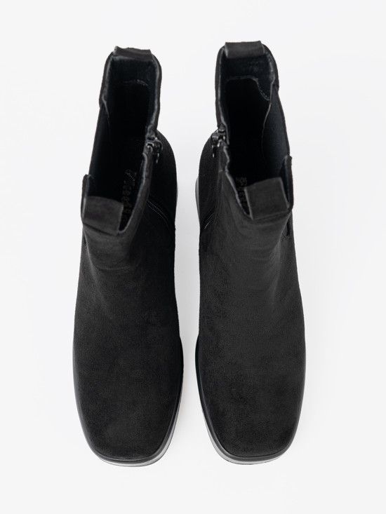 Elegant Ankle Boots with Block Heels and Elastic Inserts