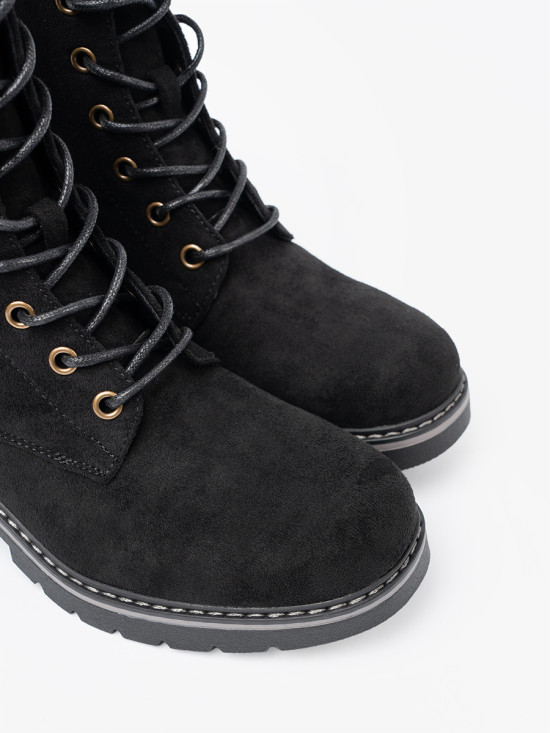Black Lace-Up Ankle Boots with Thick Sole