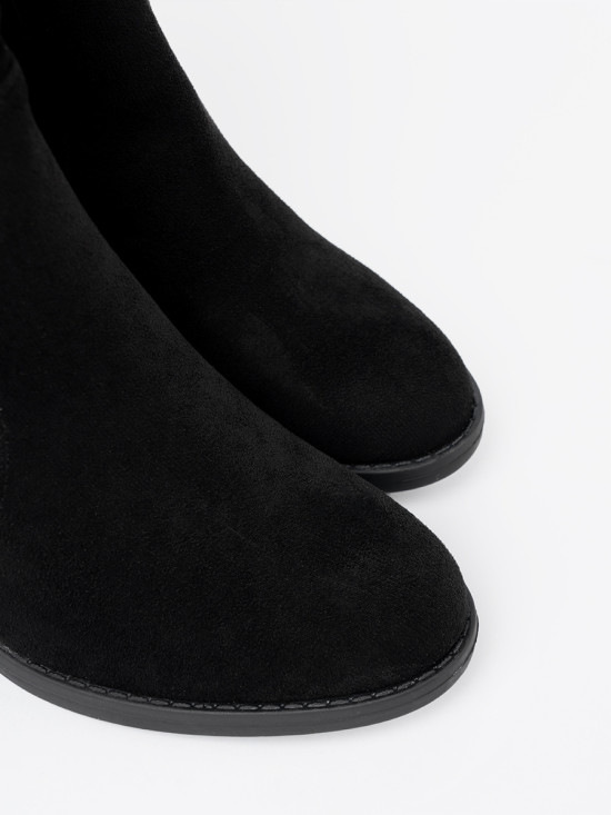 Elegant Black Ankle Boots with Block Heel and Gathered Shaft