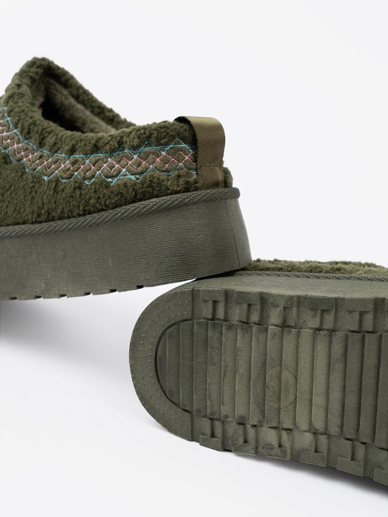 Dark Green Soft Slip-On Snow Boots Without Heel