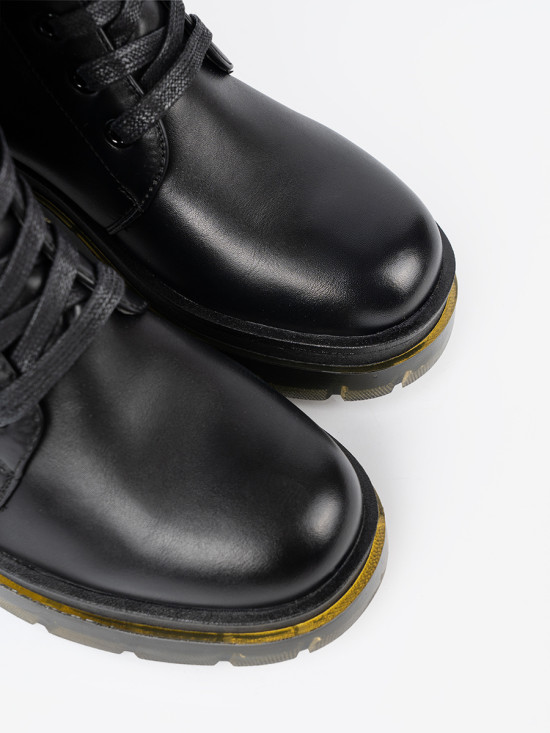 Classic Black Knee-High Boots with Lacing and Zipper