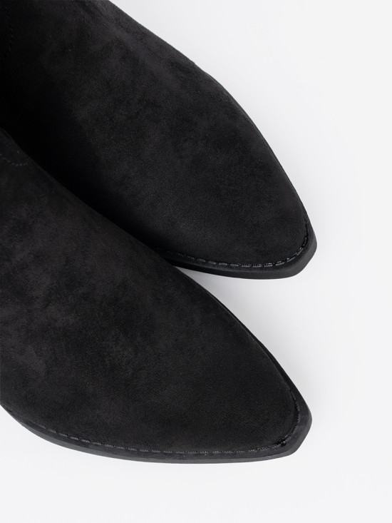 Black Ankle Boots with Classic Cut