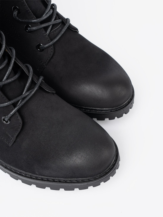 Trendy Black Workers with Decorative Lacing
