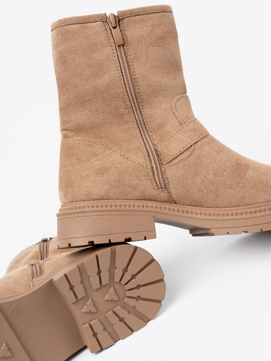 Caramel ankle boots with decorative gold buckles