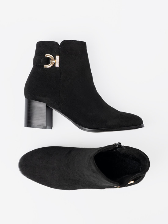 Stylish Black Ankle Boots with Elegant Embellishment