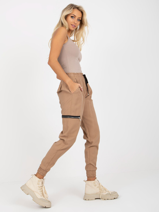 Beige Cargo Sweatpants with Pockets ZULUNA