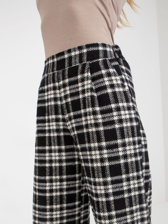 Black Women's Culottes with Checkered Pattern