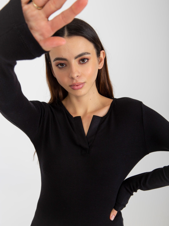 Black Blouse Made of Viscose for Everyday Wear