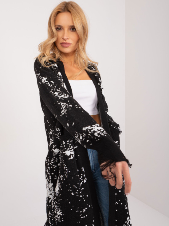 Stylish Black Cardigan with Long Sleeves
