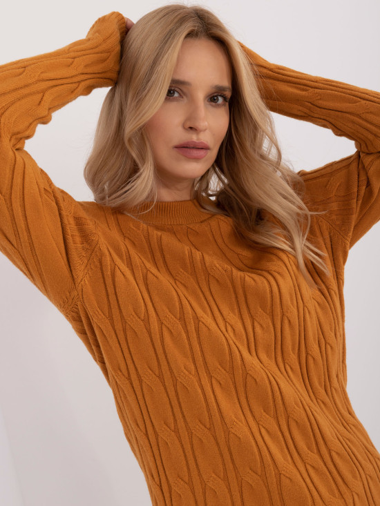 Comfortable Yellow Sweater with Long Sleeves
