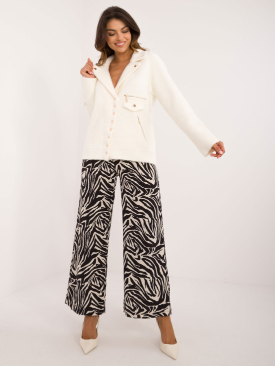 Elegant Transitional Jacket in Ecru