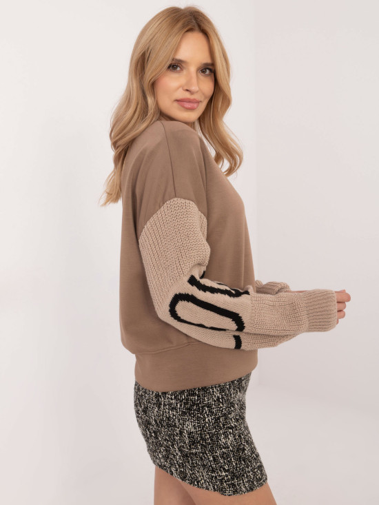 Stylish Beige Sweatshirt