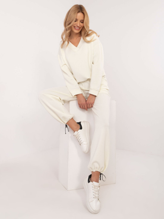 Stylish Ecru Set