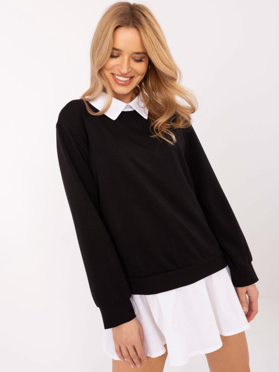 Elegant Black Blouse with Long Sleeves