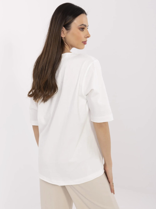Elegant ecru blouse