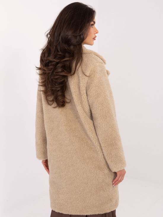 Beige women's coat with lining and pockets