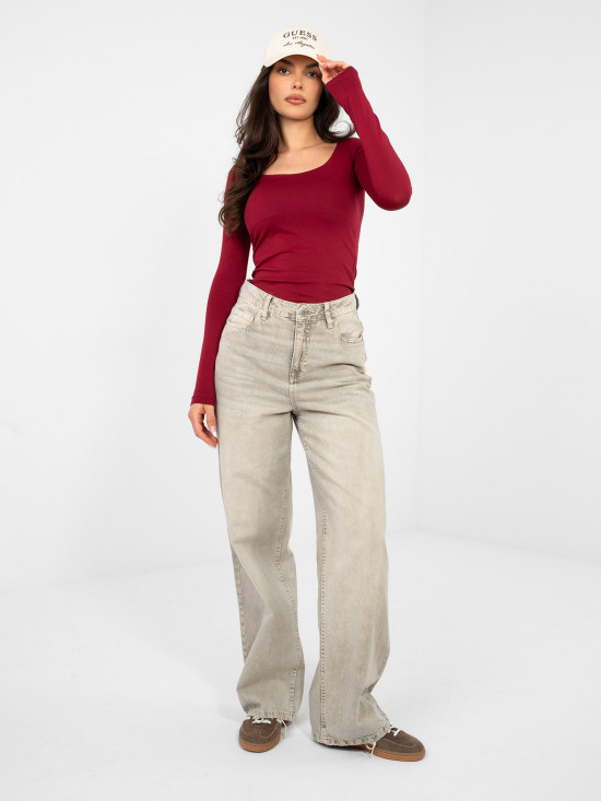 Burgundy cotton blouse with long sleeves and square neckline