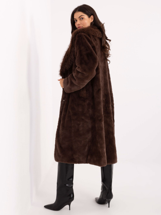 Long elegant brown coat with lining