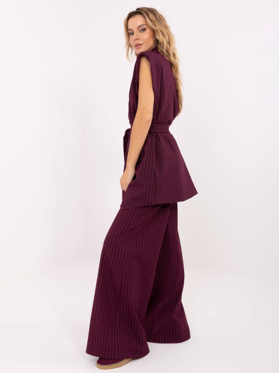 Elegant burgundy vest with belt and stripes