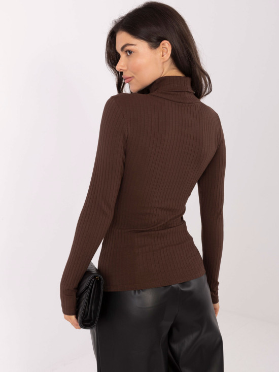 Ribbed brown turtleneck blouse
