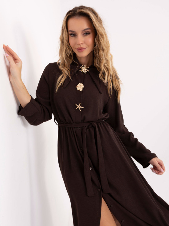 Brown flared midi dress with belt and brooch