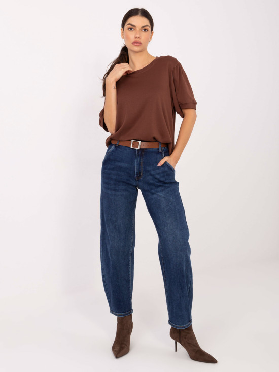 Women's dark blue high-waisted jeans with belt