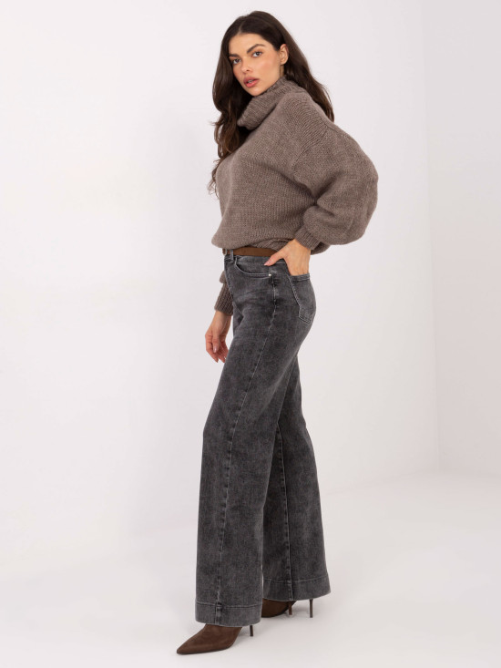 Dark Grey Straight-Leg Jeans with High Waist