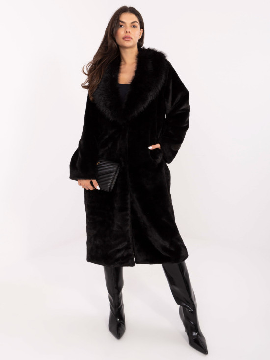 Elegant black women's coat with lining