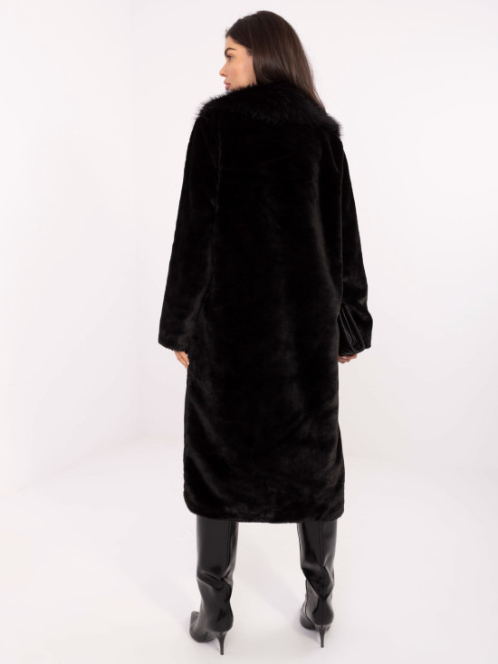 Elegant black women's coat with lining